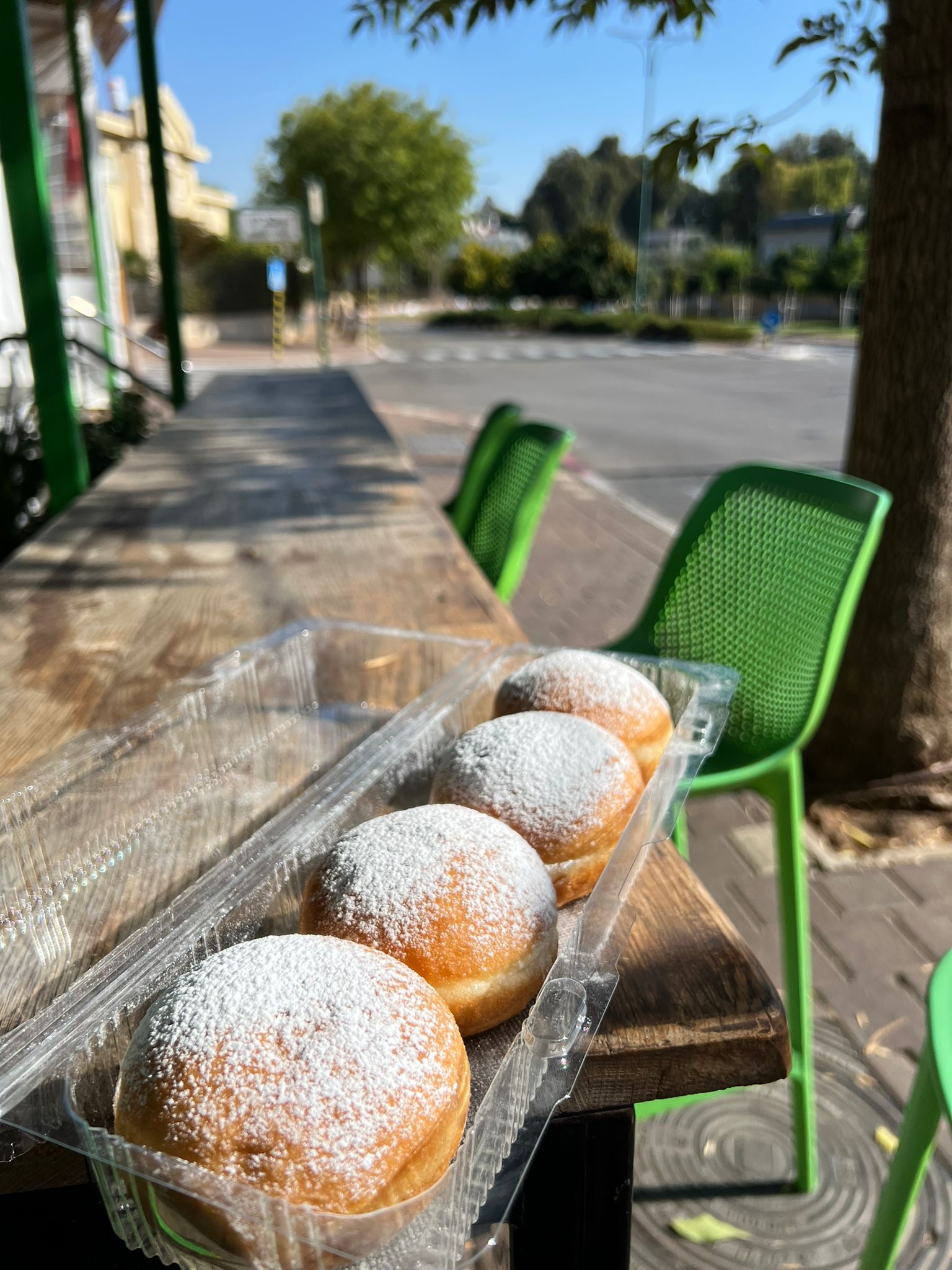 מארז סופגניות ריקות(קפואות לחימום בלבד) ללא גלוטן( 4 יח') | פינובייקרי